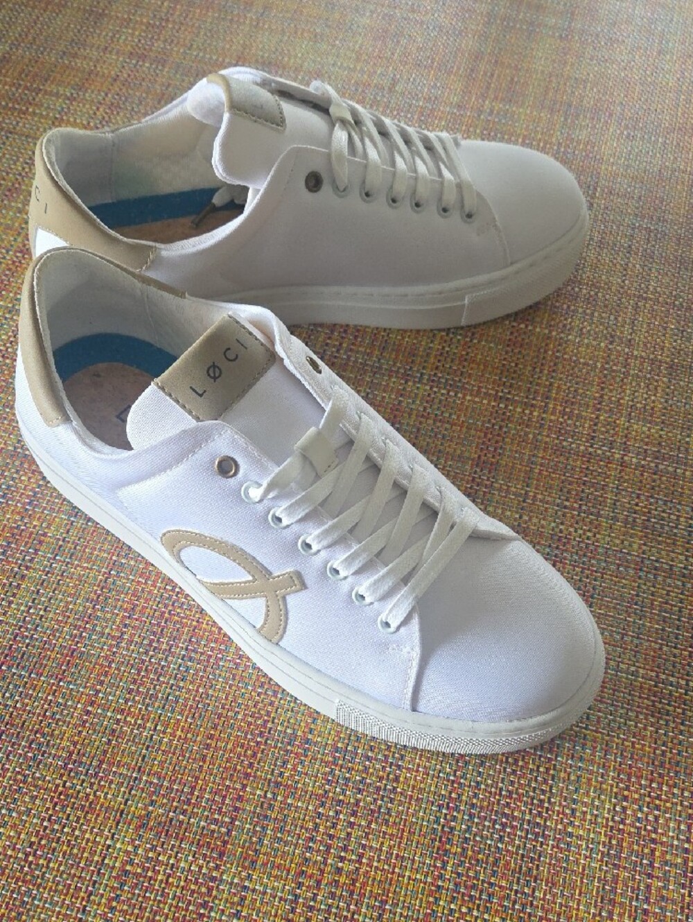 LOQ White Canvas Low-Top Sneakers with Gold Trim - Picture 10 of 11
